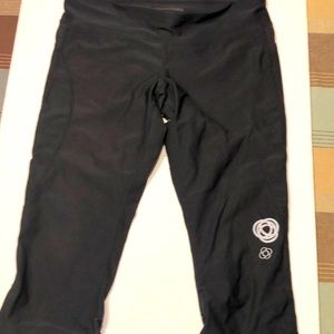 Women’s Capri workout leggings
